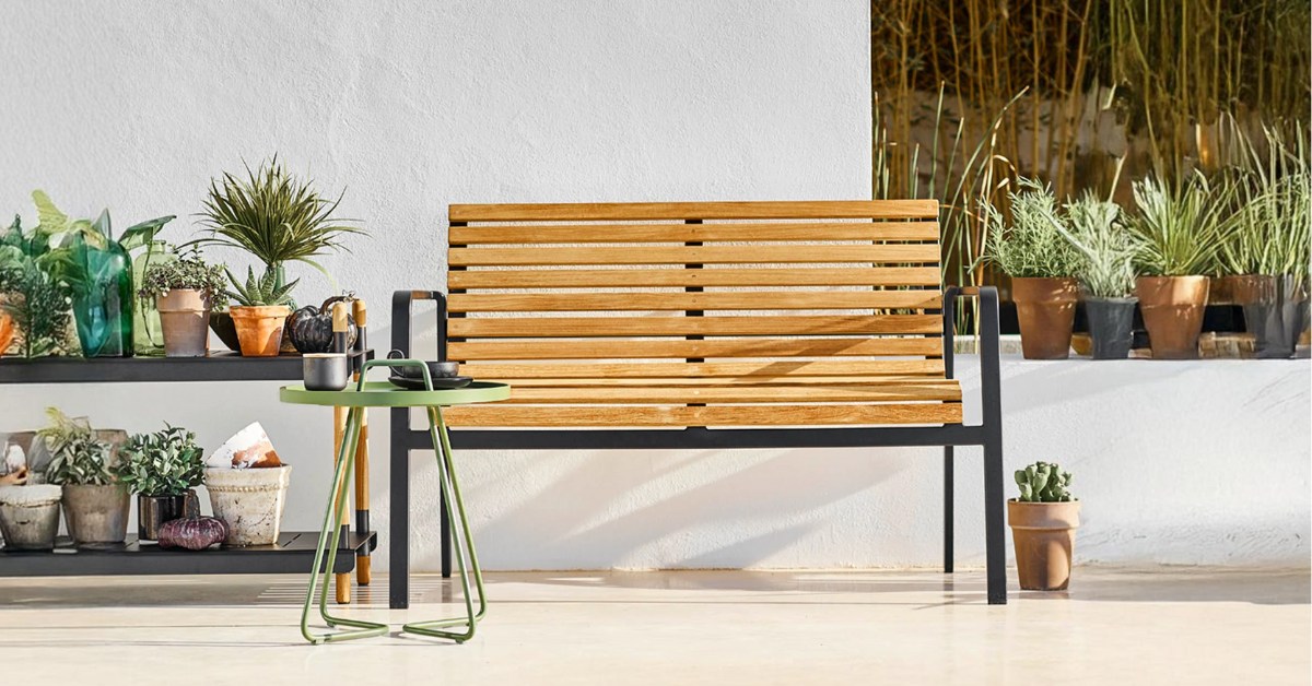 outdoor bench seats