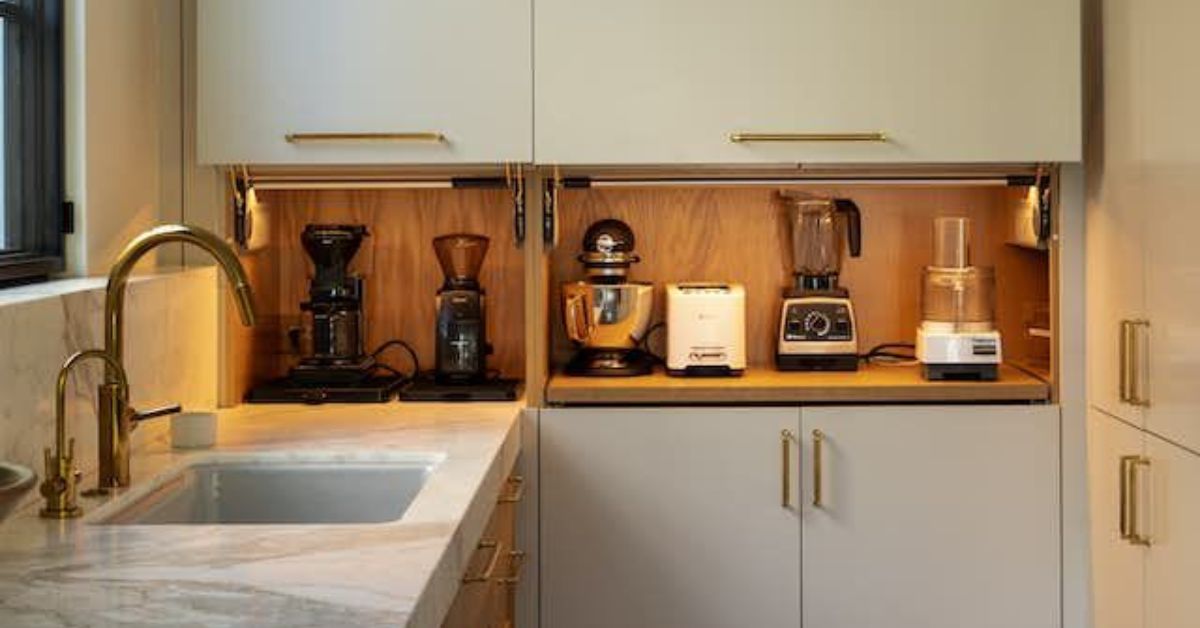 Pop-Up Appliance Garage