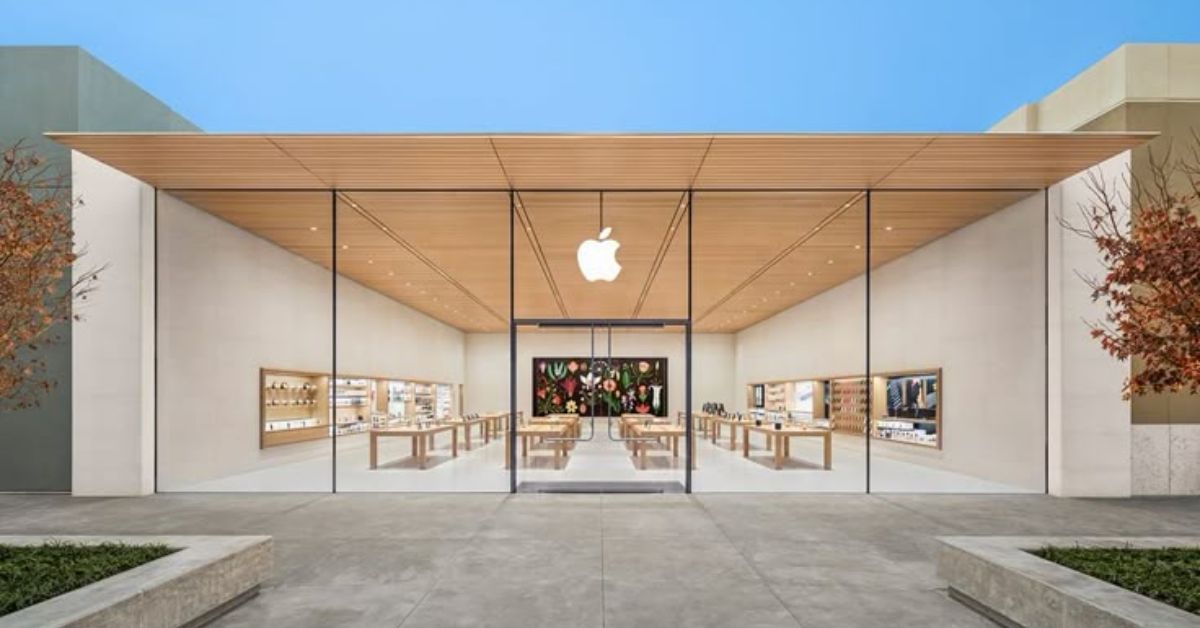 Luxury Minimalist apple store