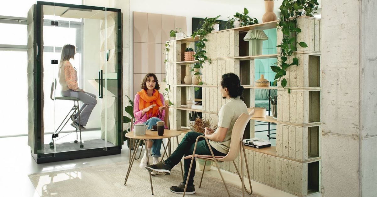 8 Ways Office Phone Booths Reduce Costs