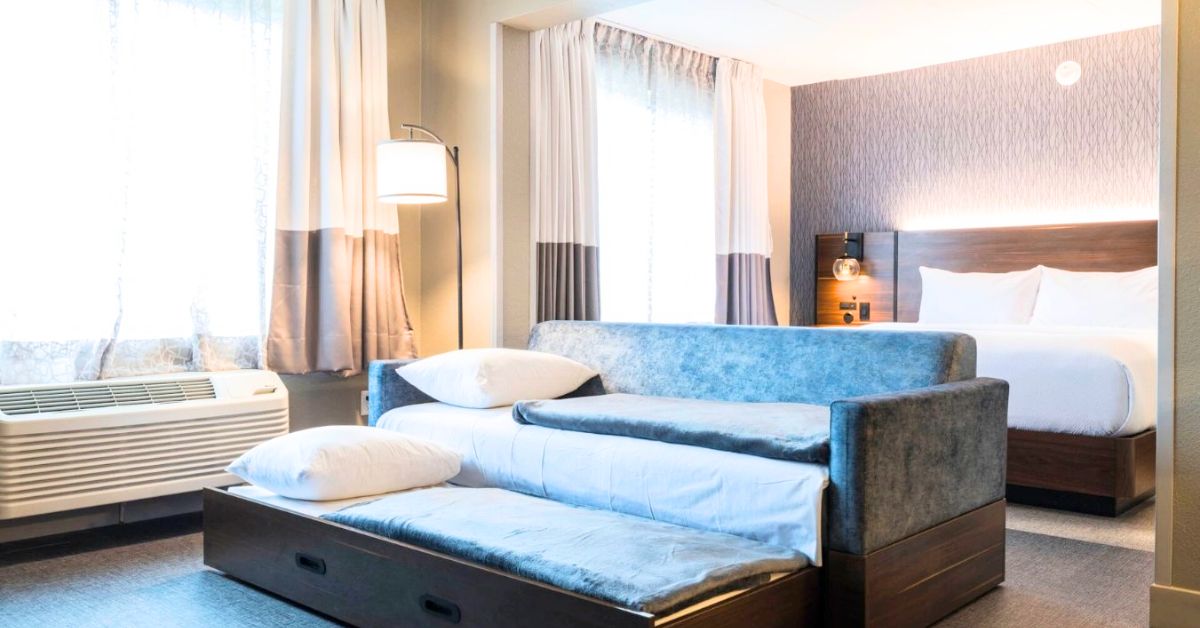 Modular & Multifunctional Furniture for Hotels