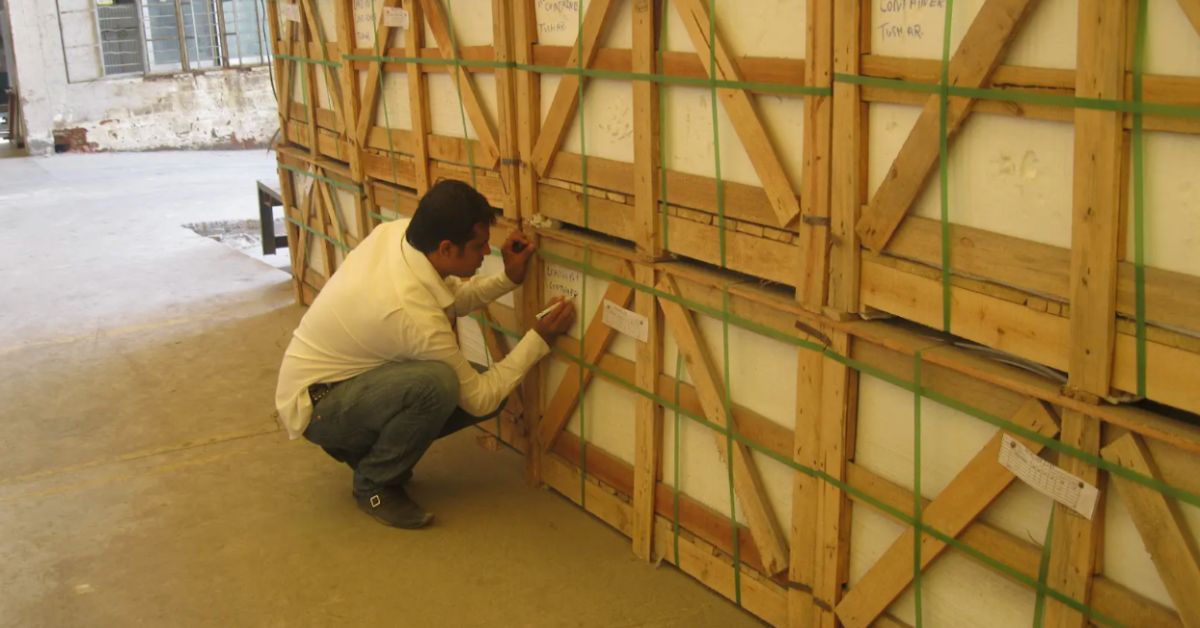 furniture logistics and delivery