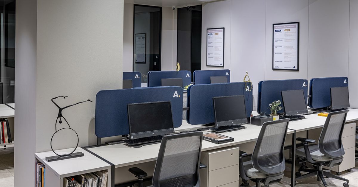 office workstation manufacturer