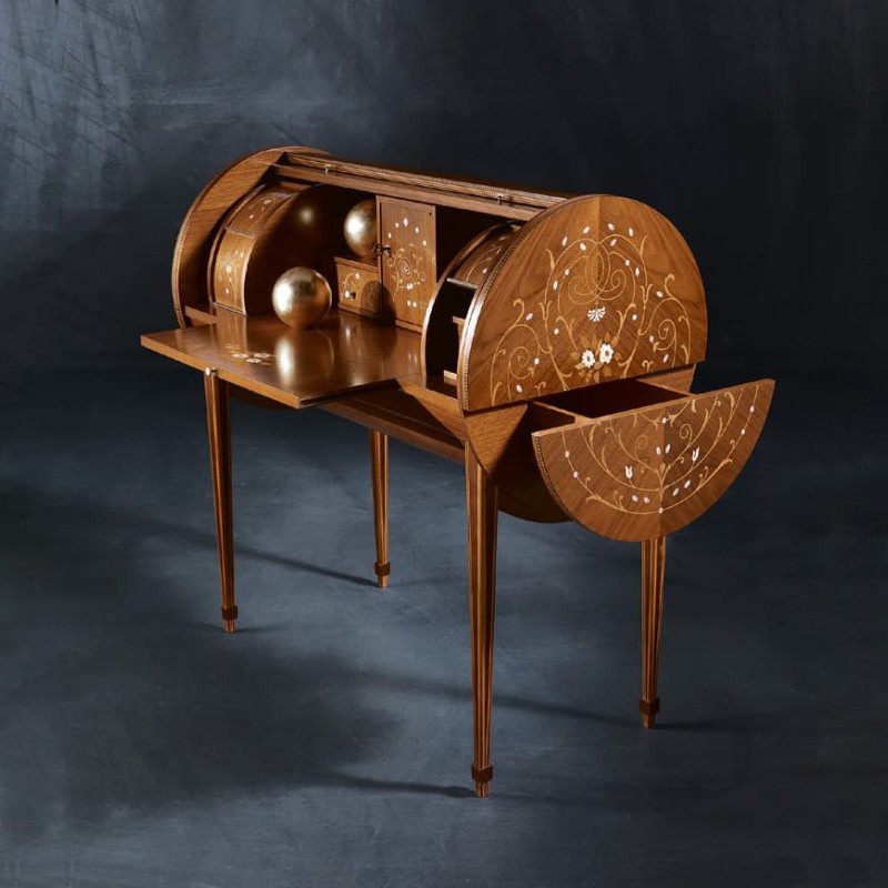 Arts Writing desk in Black walnut Carpanelli