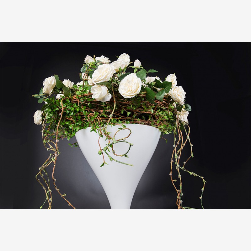 Rusty Birch Rose Basket  - VG 