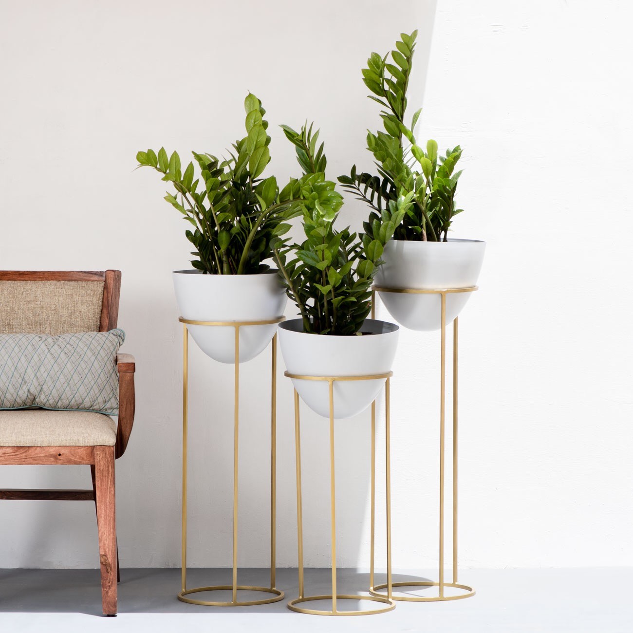 Ovate Tall Planters White & Gold Set of 3 The Decor Remedy