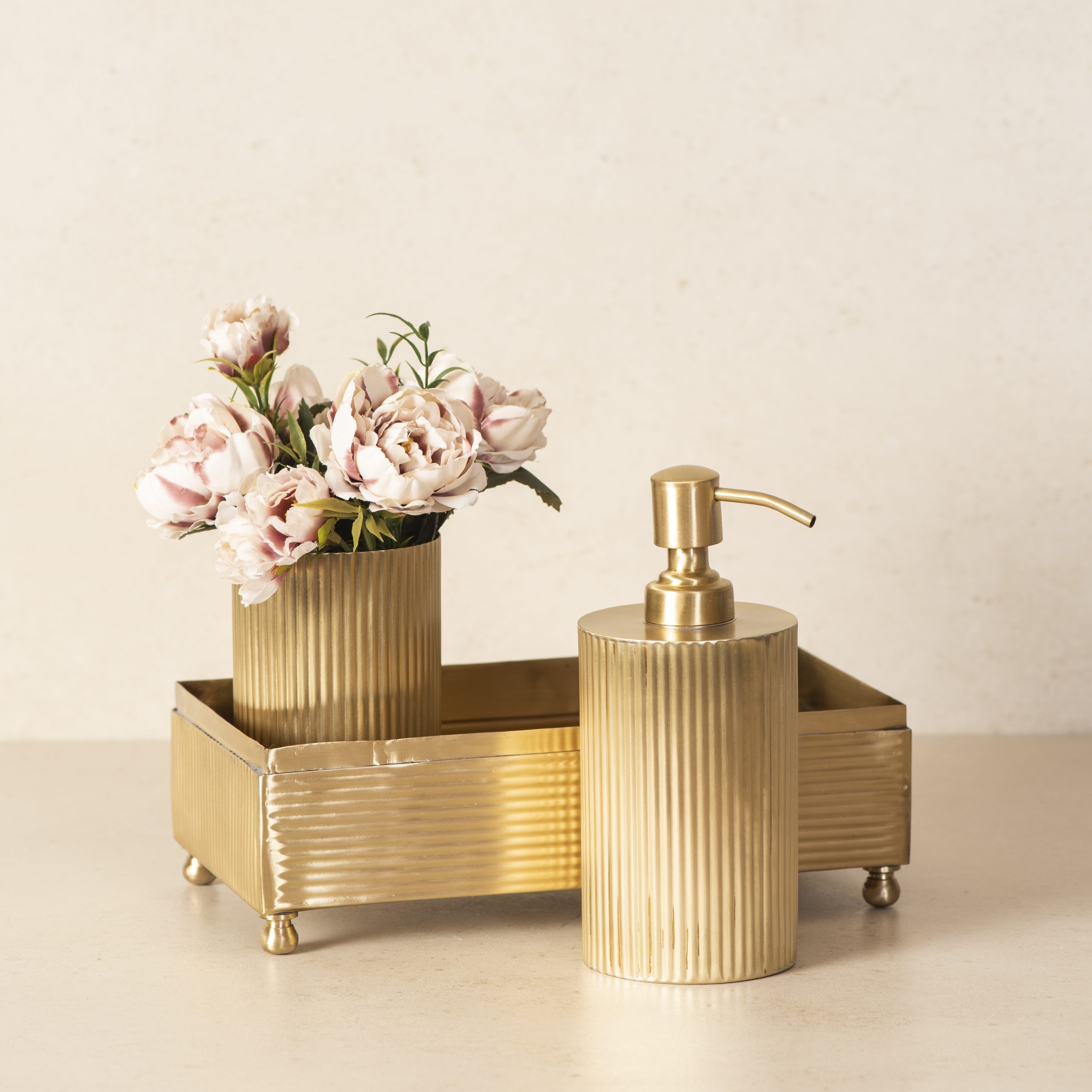 Ripple Cut Brass Bathroom Set 3 Matte Gold The Decor Remedy