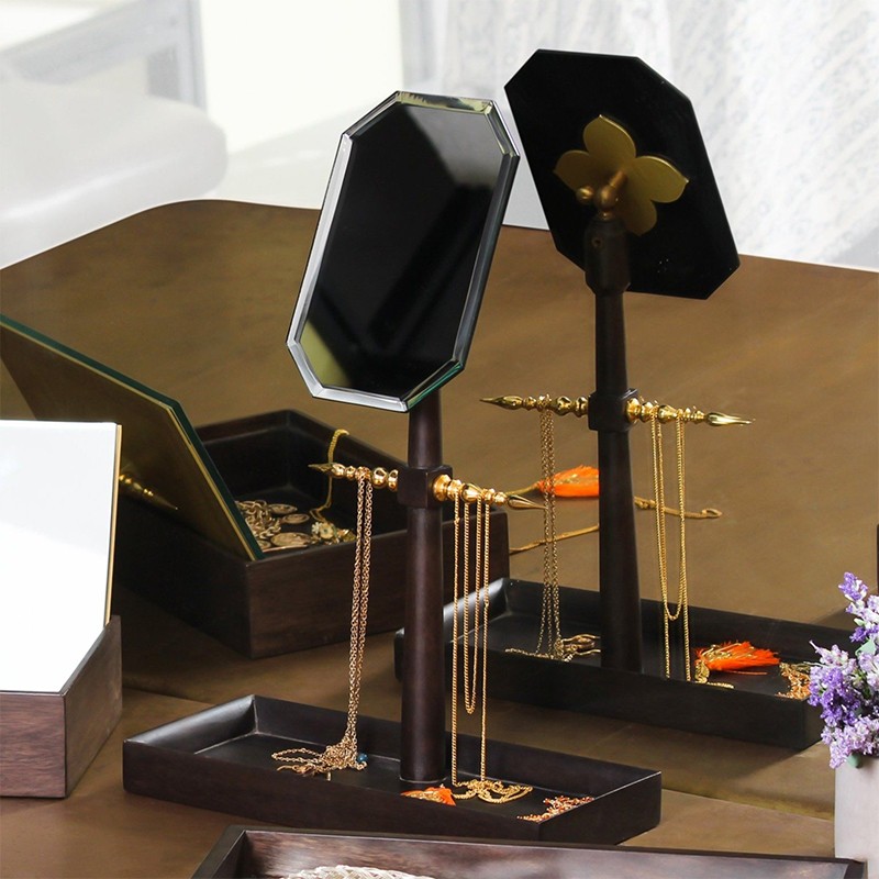 Mehr Un Nissa Jewellery Stand  - Anantaya 