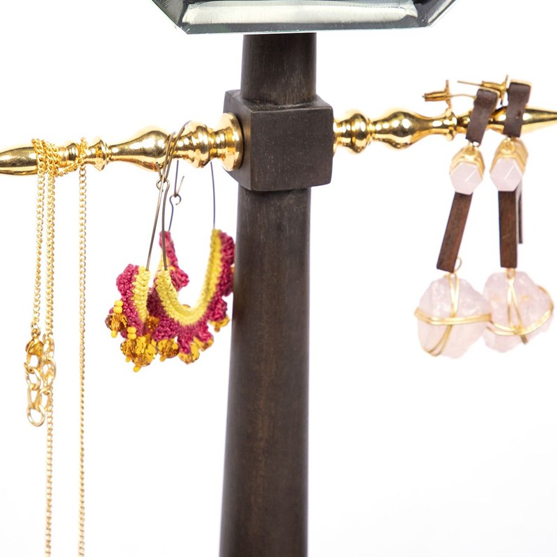 Mehr Un Nissa Jewellery Stand  - Anantaya 