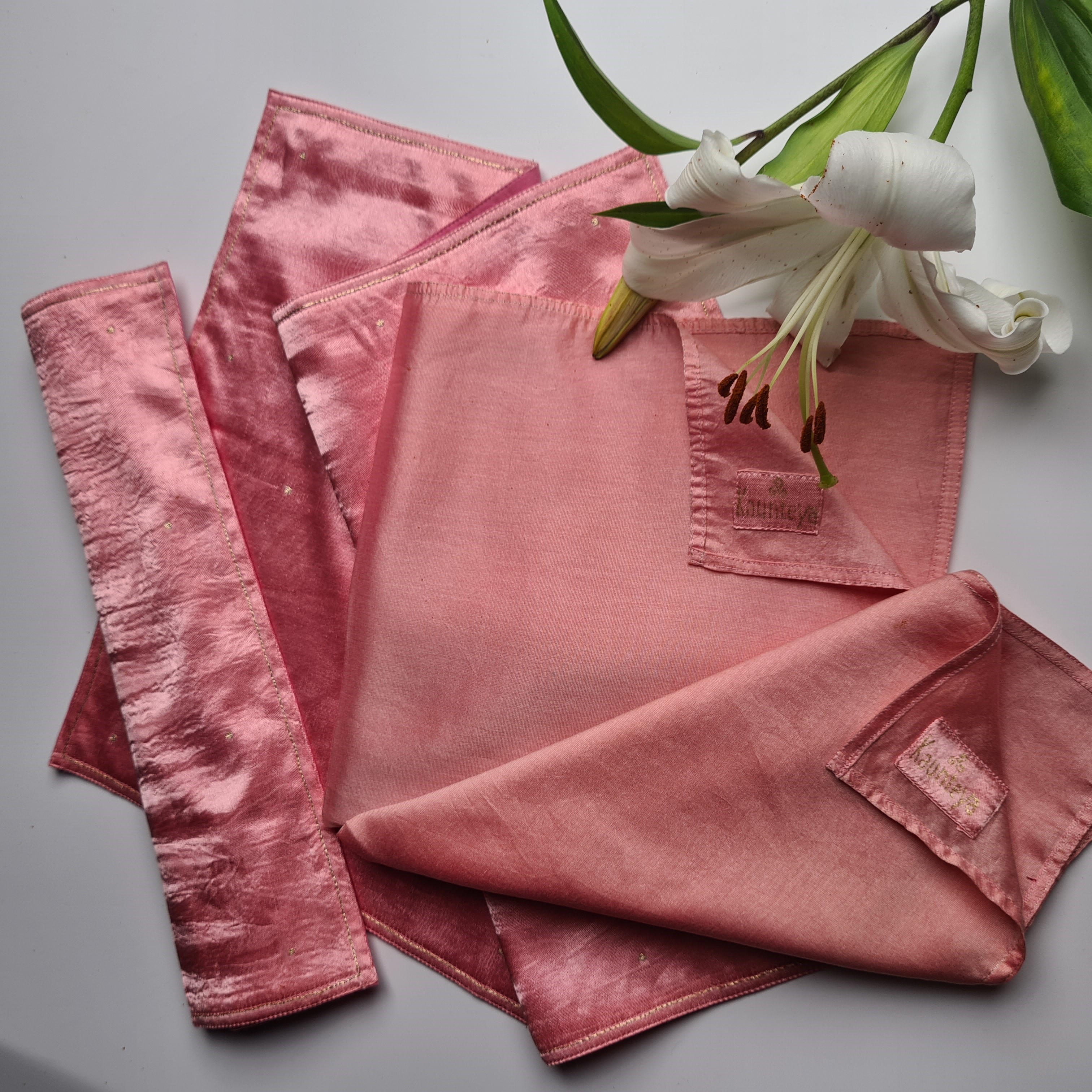 Pink Placemat And Napkin Set(4 pcs)  - Kaunteya 