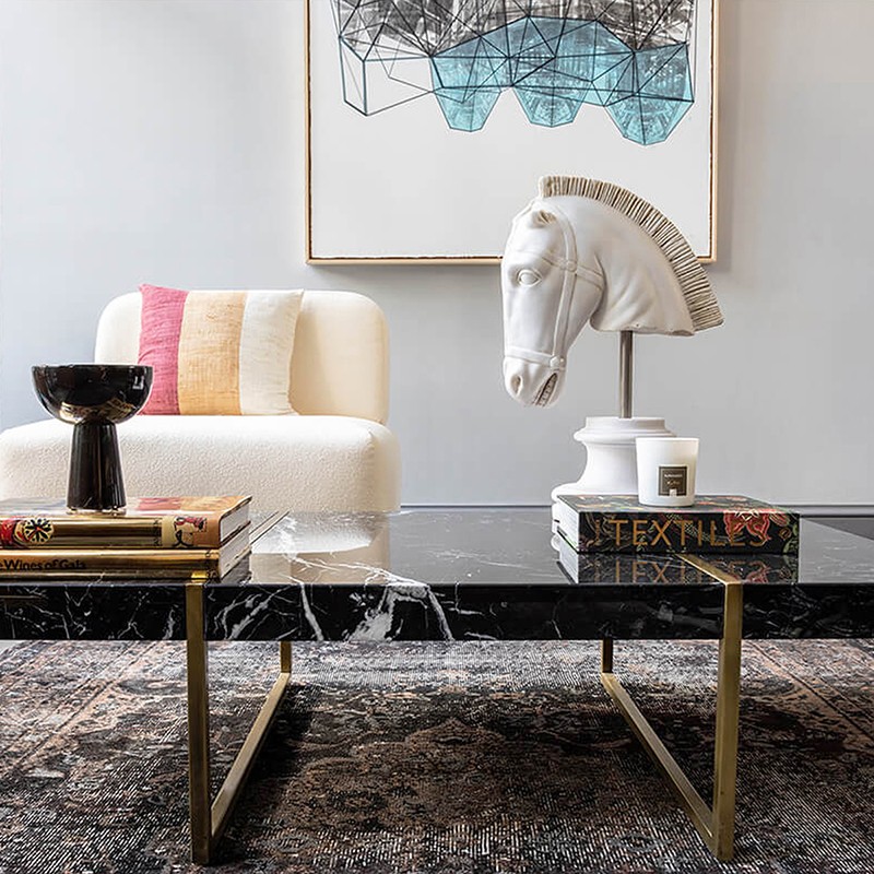 Famed Coffee Table Lagu