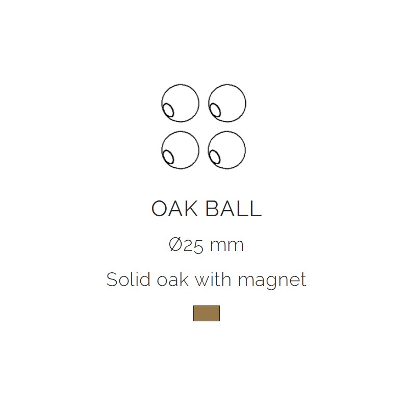 Oak Ball  - Anne Linde 