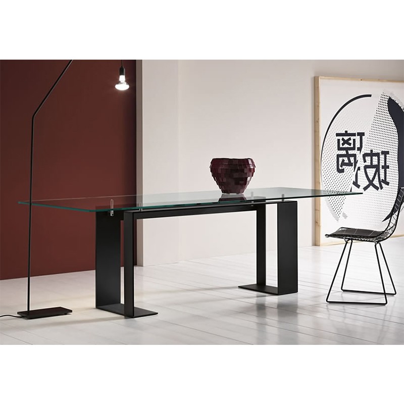 Miles  - Tonelli Design 