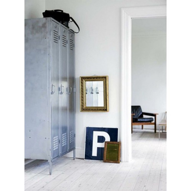 Locker In Varnished Metal With 3 Doors  - Castellani 
