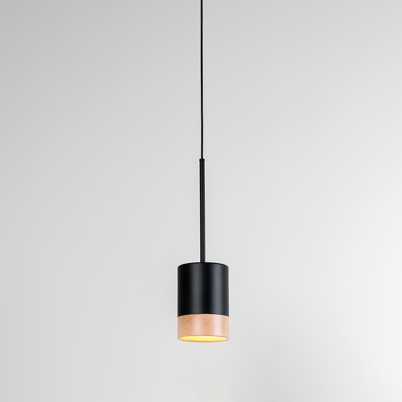 Third  Milan Iluminación