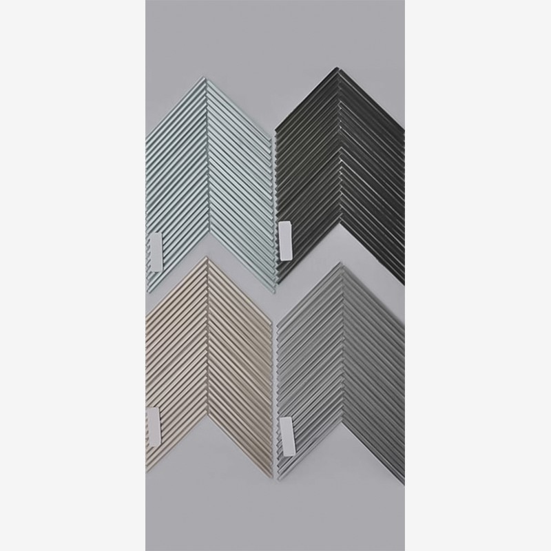 Metallic 4mm Thick Glass Sticks Herringbone Mounting Arvex