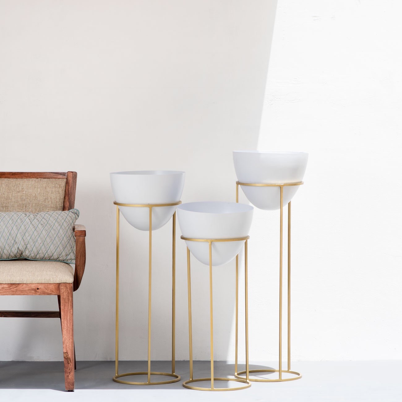 Ovate Tall Planters White & Gold Set of 3 The Decor Remedy