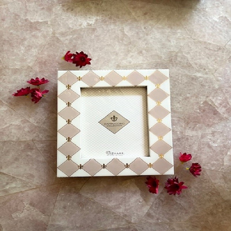 Gingham Cappuccino Photo Frame Izzhaar