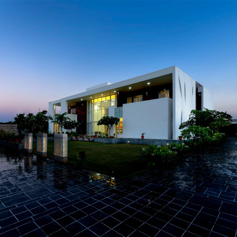 The Glass and Water Villa